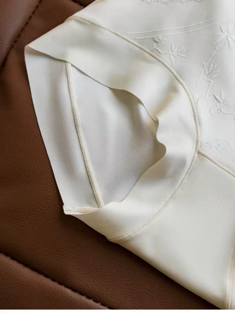 MEIZHAI 3-in-1 Seamless Ice-Silk Women’s Briefs(3-Pack)